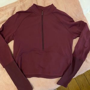 Women’s Size 4 Lululemon half zip